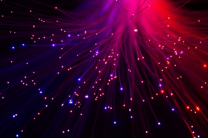 13 Wallpaper Keren dari Ubuntu 13.04 Raring Ringtail