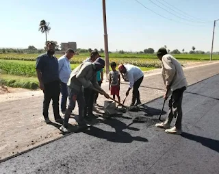 محافظ أسيوط: استمرار أعمال رصف طريق "ديروط دشلوط" لرفع كفاءة البنية التحتية بالمركز