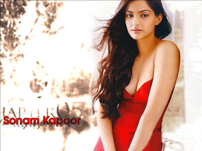 Sonam Kapoor Hot Photos