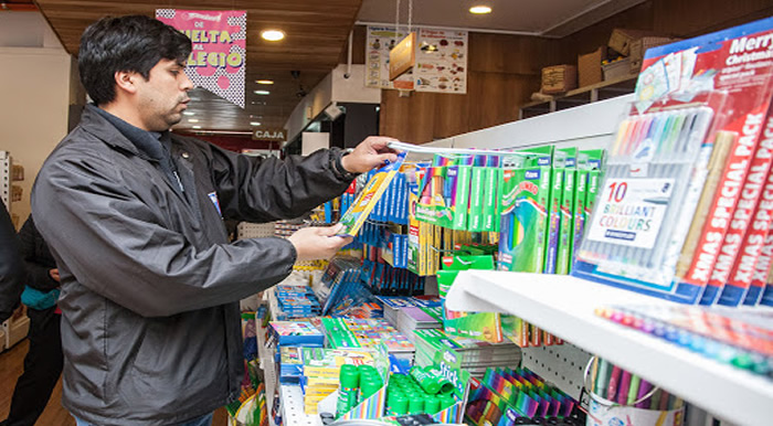 SE BUSCA PERSONAL PARA LIBRERÍA CON O SIN EXPERIENCIA