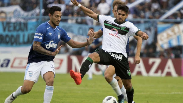 Atlético Tucumán le ganó a San Martín de San Juan 2-1