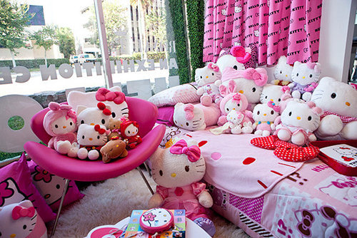 DORMITORIOS HELLO KITTY BEDROOMS via www.dormitorios.blogspot.com