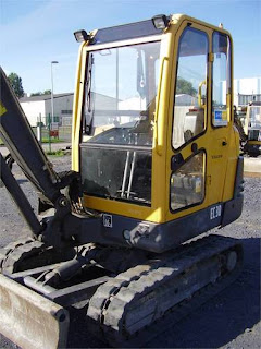 Volvo EC30