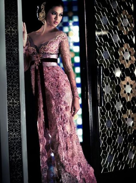 fashionloly Glamour with Original Modern  Kebaya  Indonesia