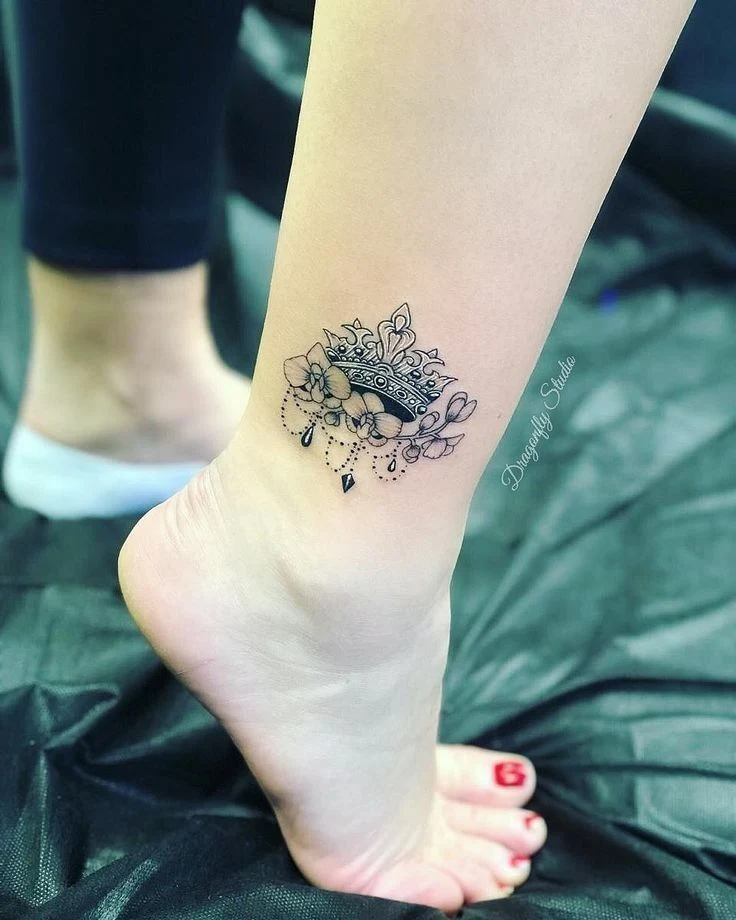 Tatuajes de coronas para princesas