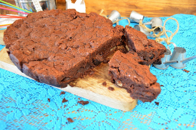 brownie de castañas asadas, brownie de chocolate, brownie de chocolate con castañas asadas, brownie en la crock pot, crock pot, crock pot españa, crock pot español, crockpot, crockpot recetas, postres, cocinando a fuego lento, 