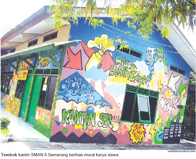 Hiasi Tembok Sekolah dengan Mural - HARIAN SEMARANG 