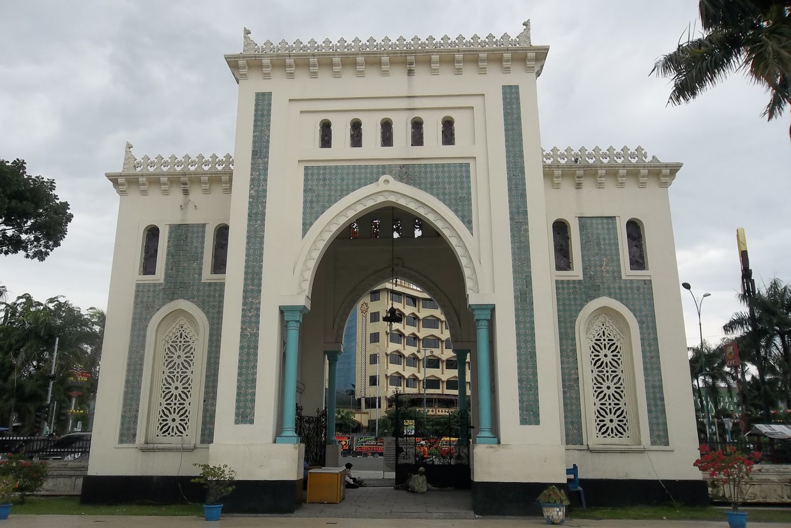 Travel: Medan Grand Mosque