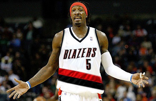 Recibe a un crack como Gerald Wallace de los Charlotte Bobcats 