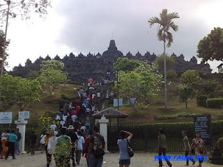 borobudur indonesia tour