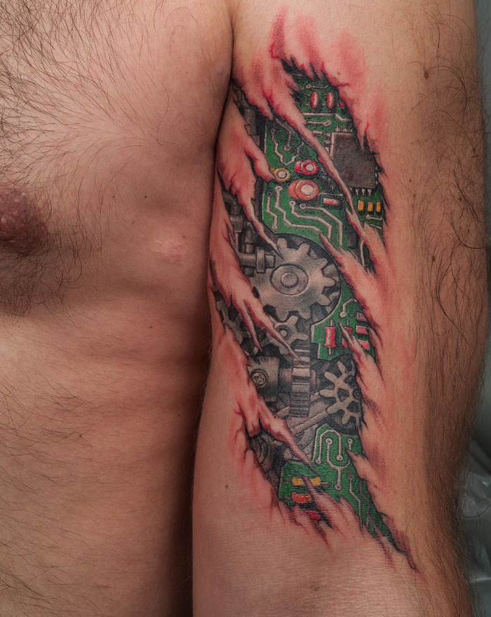 Biomechanical Tattoos