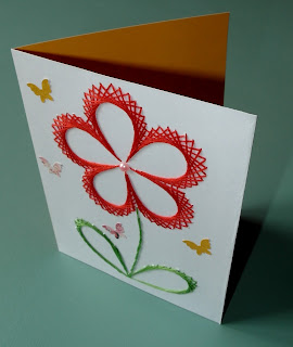 carte en fils tendus motif fleur