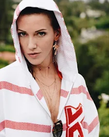 Katie Cassidy Vacation Style