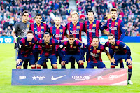 F. C. BARCELONA - Barcelona, España - Temporada 2014-15 - Claudio Bravo, Luis Suárez, Mascherano, Rakitic, Busquets y Piqué; Messi, Dani Alves, Neymar, Xavi y Jordi Alba - F. C. BARCELONA 5 (Messi 3, Piqué y Pedro) R. C. D. ESPANYOL DE BARCELONA 1 (Sergio García) - 07/12/2014 - Liga de 1ª División, jornada 14 - Barcelona, Nou Camp