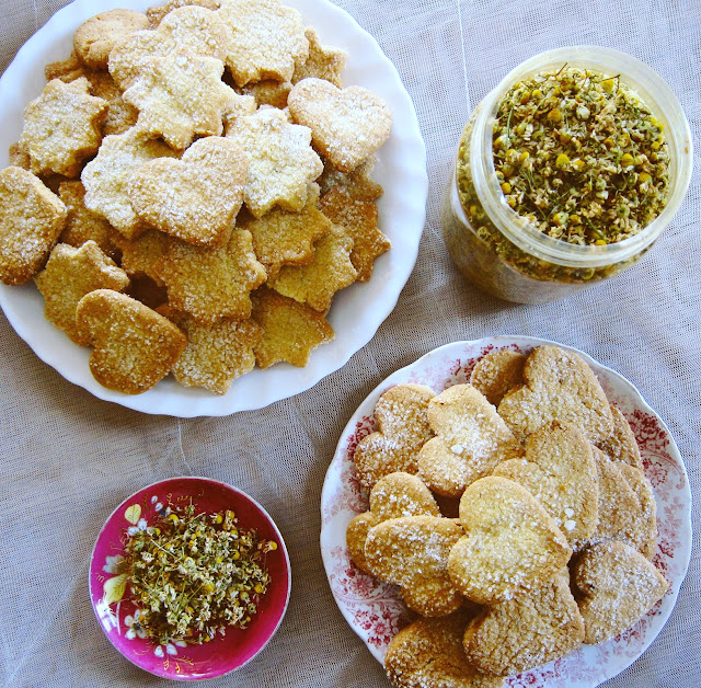 chamomile cookies, dried chamomile cookies, the odd fork, odd fork