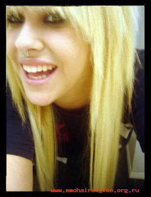 Blonde Emo Hairstyles For Girls With Medium Hair. Long Emo Hair Boys. Blonde