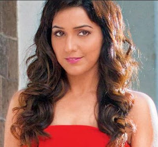 Neeti Mohan Family Husband Son Daughter Father Mother Marriage Photos Biography Profile.