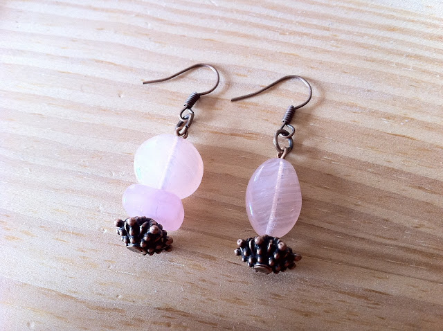 nr020-mismatched-non-identical-earrings