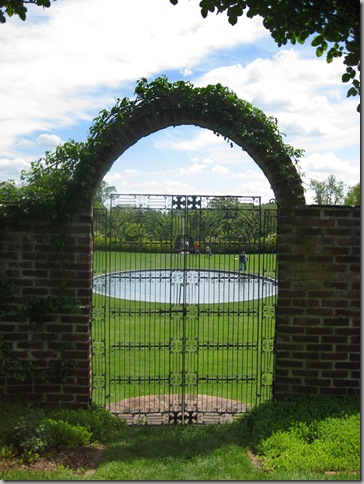ladew garden days 070