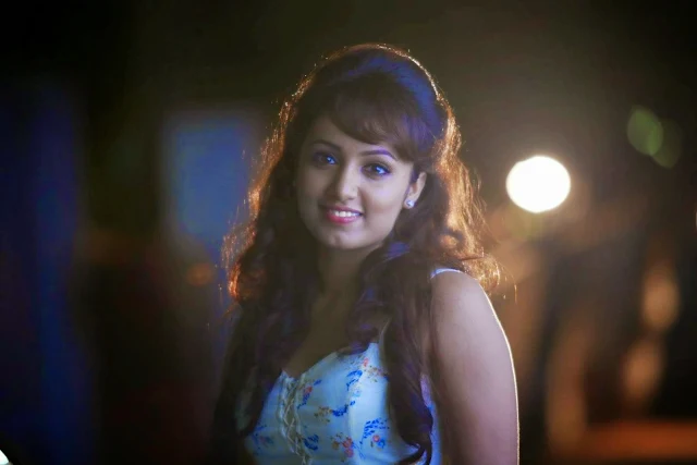 Tejaswi Madivada Stills From Natpathigaram Movie