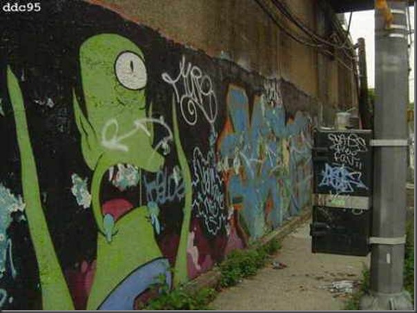 Simpsons Street Art (3)