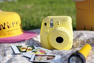 Fujifilm Instax Mini 8 Instant Camera (Yellow)