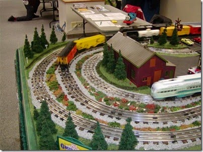 tt040076 Lionel Railroad Club of Milwaukee at TrainTime 2004