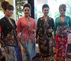 Model Baju Kebaya Jadul Terbaru, Desain Jawa Tempo Dulu