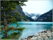 Cool Lake Louise in Alberta,Canada (lake louise canada)