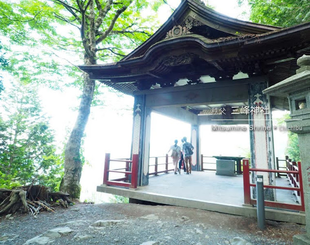 秩父 三峰神社の遙拝殿