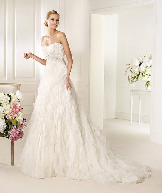 Pronovias 2013 wedding dresses