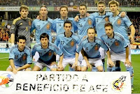 Selección de ESPAÑA - Temporada 2011-12 - Casillas, Sergio Ramos, Xabi Alonso, Busquets, Piqué y Llorente; Cesc, Silva, Arbeloa, Iniesta y Jordi Alba - ESPAÑA 5 (Iniesta, Silva y Roberto Soldado 3), VENEZUELA 0 - 29/02/2012 - Partido amistoso - Málaga, estadio de la Rosaleda - Alineación: Casillas; Arbeloa, Sergio Ramos (Puyol, 61'), Piqué, Jordi Alba; Busquets, Xabi Alonso (Xavi, 61'); Iniesta (Cazorla, 46'), Cesc Fábregas (Muniain, 75'), Silva (Navas, 61'); y Fernando Llorente (Soldado, 46')