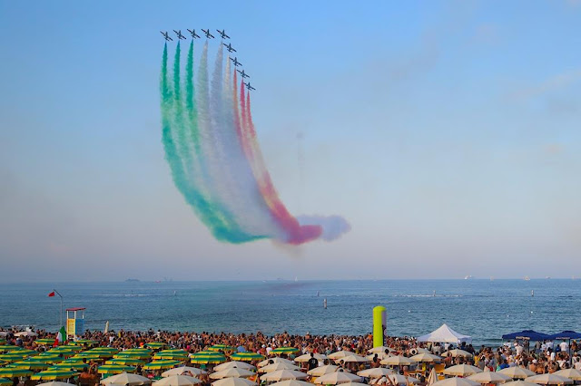 SCIOLTI I DUBBI: LE FRECCE TRICOLORI SI ESIBIRANNO A PUNTA MARINA