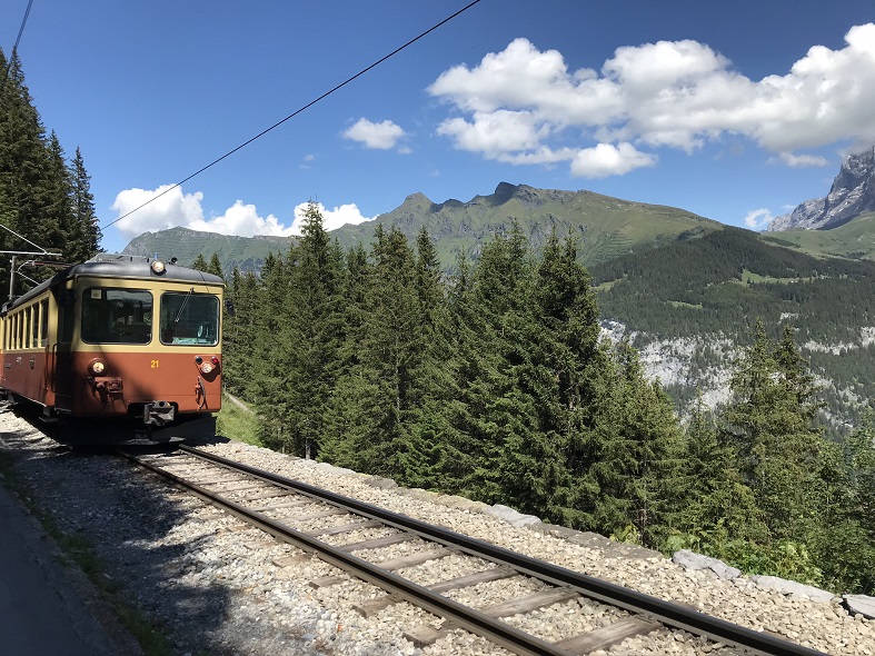 Sentiero ferroviario Murren Grutsalp