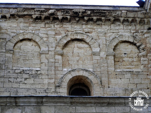 SAINT-PAUL-TROIS-CHATEAUX (26) - Cathédrale Notre-Dame (XIIe siècle)