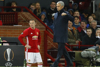 Mourinho Ucapkan Selamat Pada Rooney