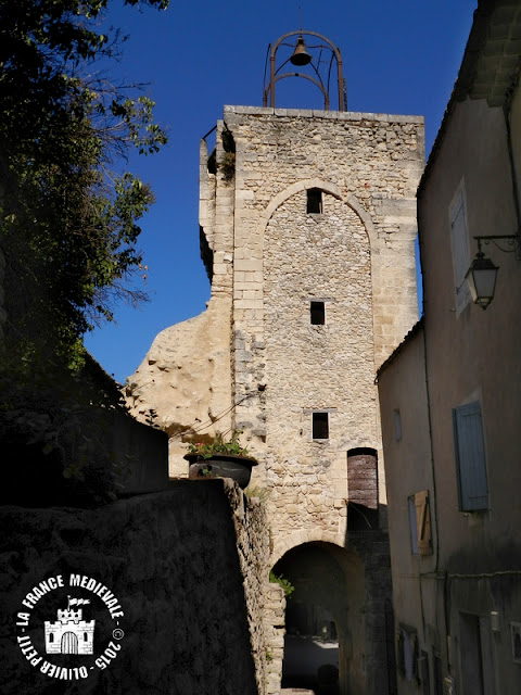 MONTBRUN-LES-BAINS (26) - Village médiéval