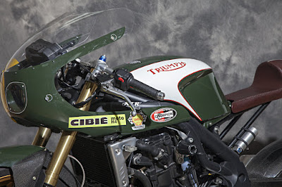 Triumph Speed Triple Cafe Racer