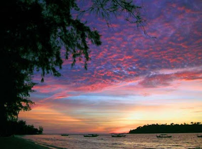 sunset at hawaii beach sihanoukville cambodia