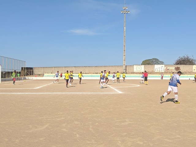 Em jogo eletrizante, Corinthians e Santa Cruz empatam no campeonato municipal de Macajuba 2019