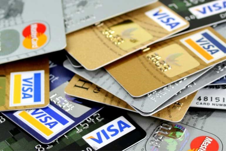 Cara berjimat dengan menggunakan kad kredit