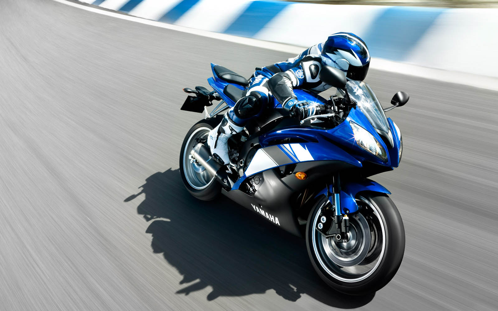 Love Wallpaper Gambar Motorsport Keren Yamaha R6