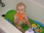 Circumcised Baby Bath / How To Care For Your Child S Uncircumcised Penis Babycenter - Only give sponge baths to your baby for the first week.