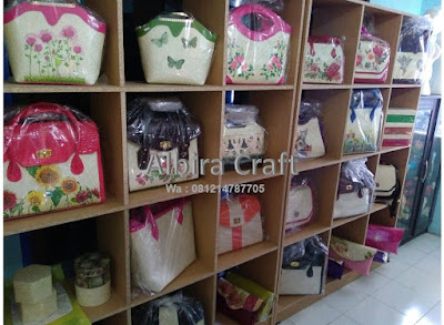 Tas dan Dompet Pandan murah Decoupage Albira Craft Padalarang Bandung