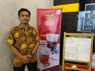 Muhamad Masrukhan Manager Outlet Waroeng Steak Grogol