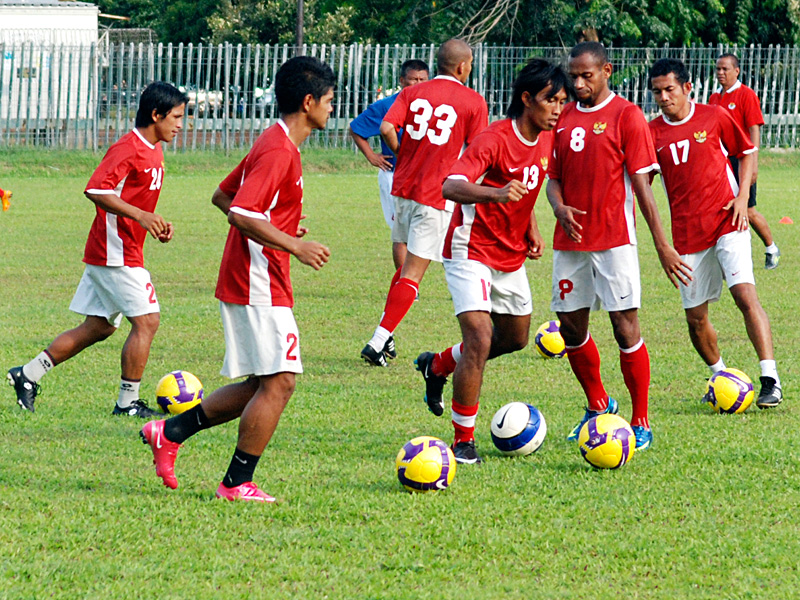 Sepakbola KUMPULAN ARTIKEL OLAHRAGA