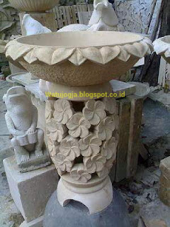 Pot bunga batu alam