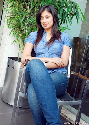 Lakshmi Rai Hot Candid Photoshoot in a Tight Shirt image
