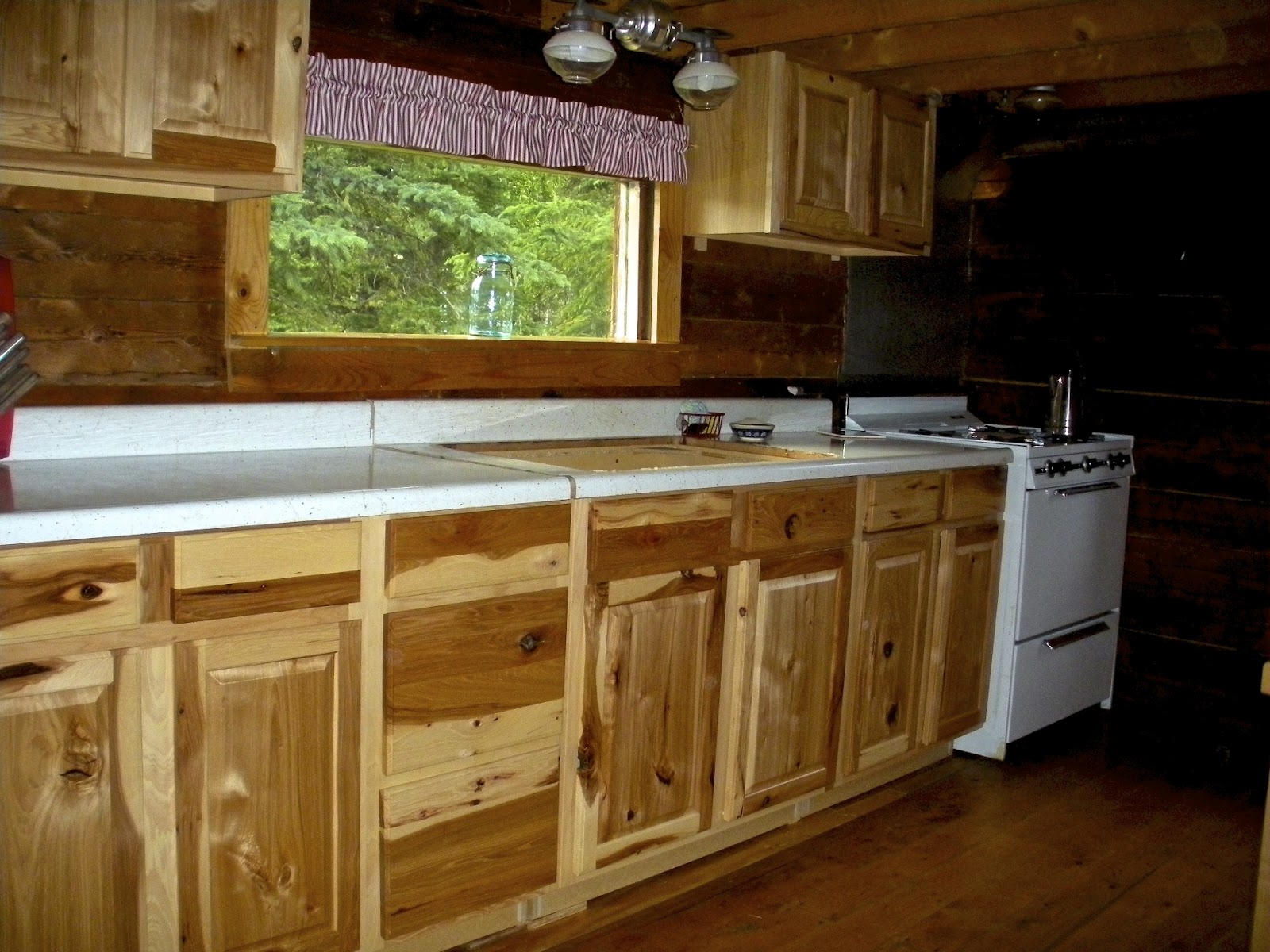 Lowes Kitchen Cabinets Hickory Cabin Style Explore Build Do