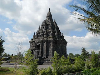  genuinely at that spot are many other temples at Prambanan that fun to catch All solar daytime bike ride inwards the Prambanan Temple